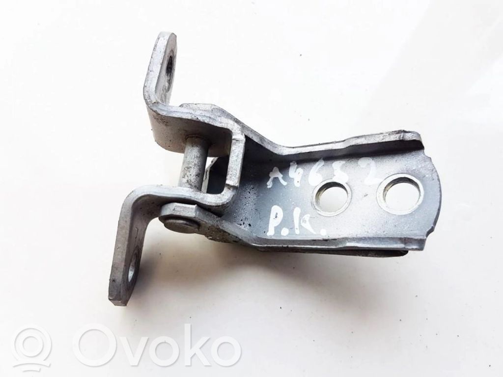 Toyota Prius (XW20) Cerniera superiore della portiera anteriore