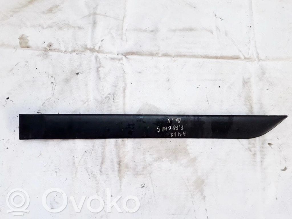 Ford Focus Rivestimento portiera posteriore (modanatura) 