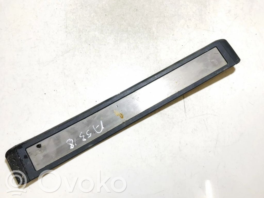 Mercedes-Benz E W211 Altra parte interiore
