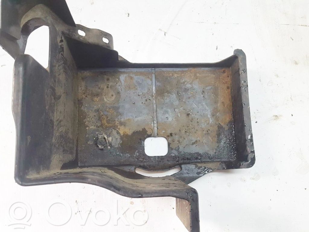 Mitsubishi Space Wagon Podstawa / Obudowa akumulatora