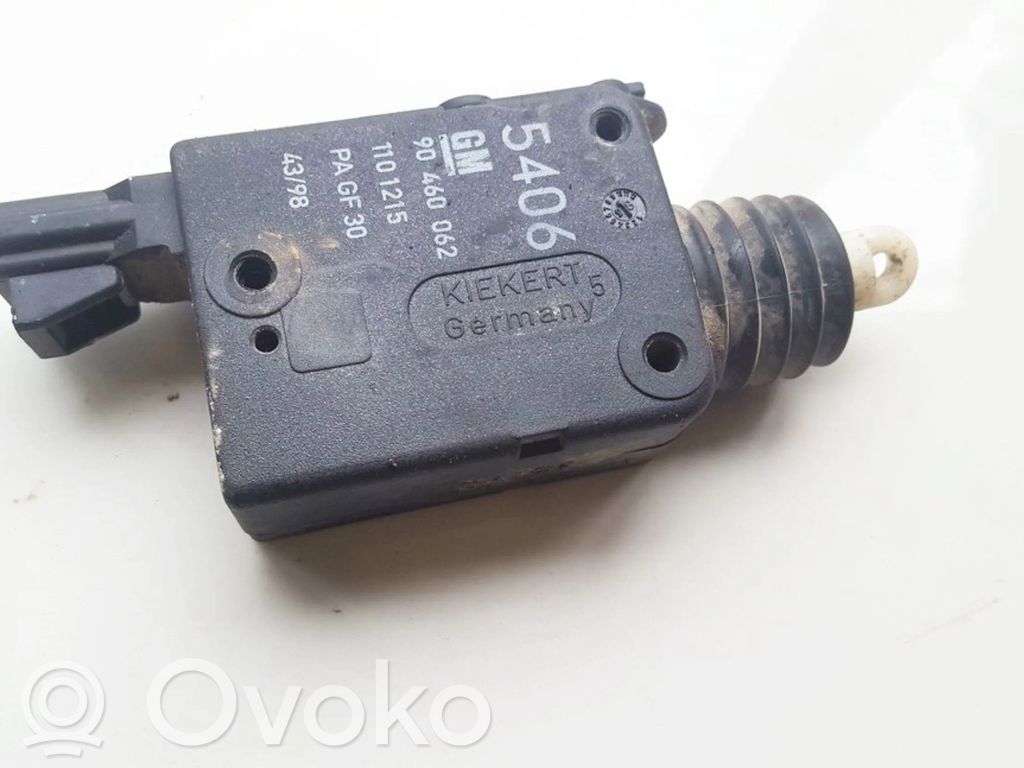 Opel Vectra B Motor închidere centralizată 