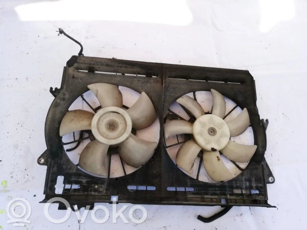 Toyota Corolla Verso AR10 Convogliatore ventilatore raffreddamento del radiatore