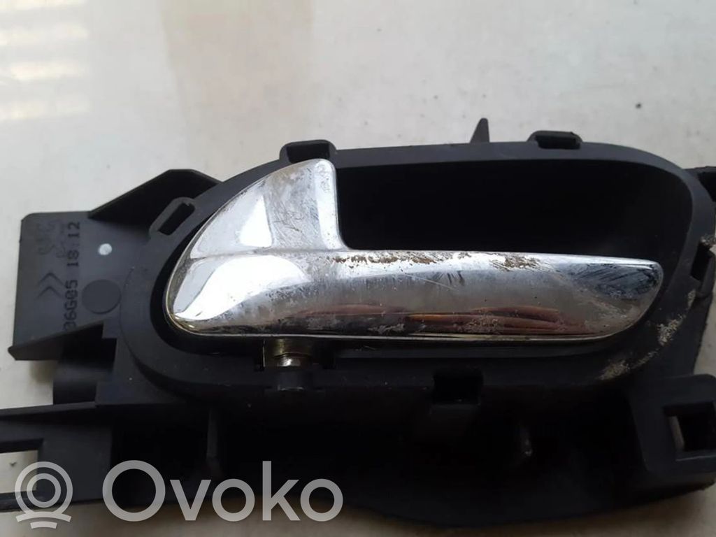Peugeot 407 Klamka wewnętrzna drzwi 