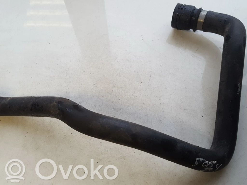 Volkswagen PASSAT B5.5 Conductă/furtun lichid de răcire motor