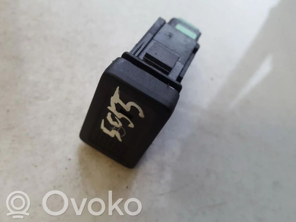 Suzuki Vitara (LY) Interruptor de luz antiniebla 