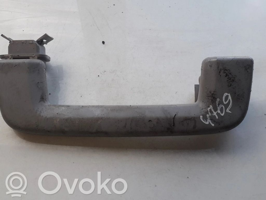 Volvo C30 Rankenėlė priekinė 