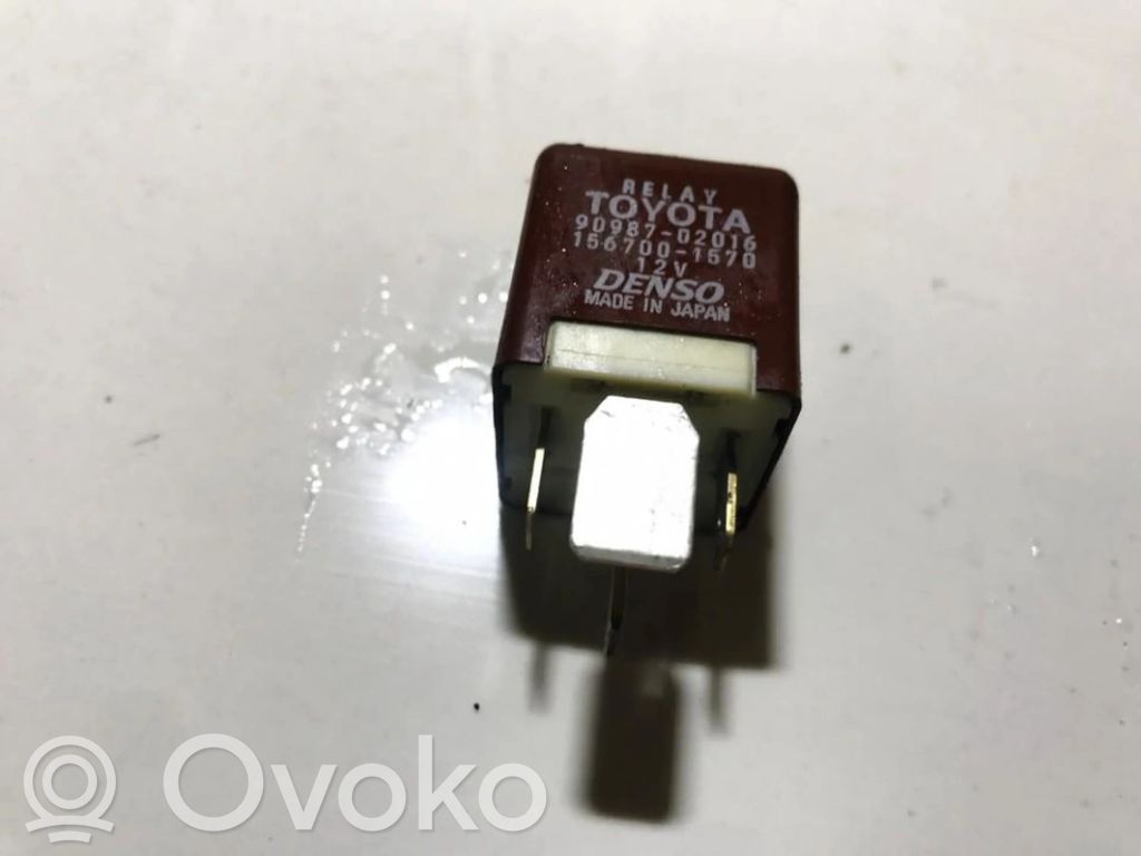 Toyota Avensis Verso Alte relee 