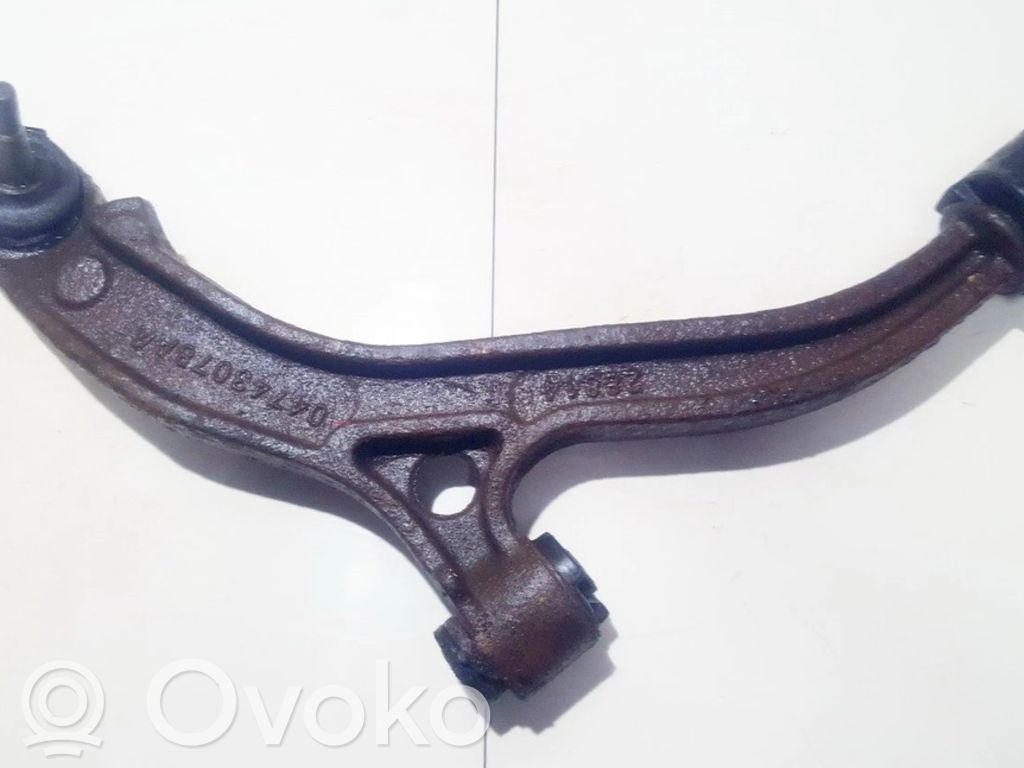 Dodge Grand Caravan Querlenker Achsschenkel vorne 