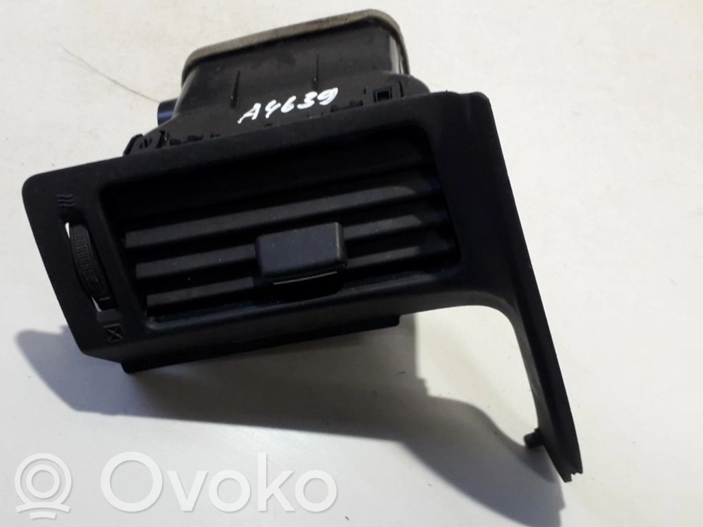Toyota Verso Copertura griglia di ventilazione laterale cruscotto 