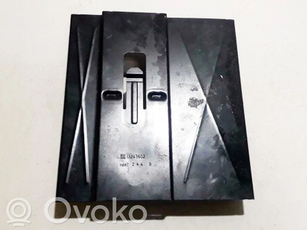 Opel Insignia A Altra parte esteriore 