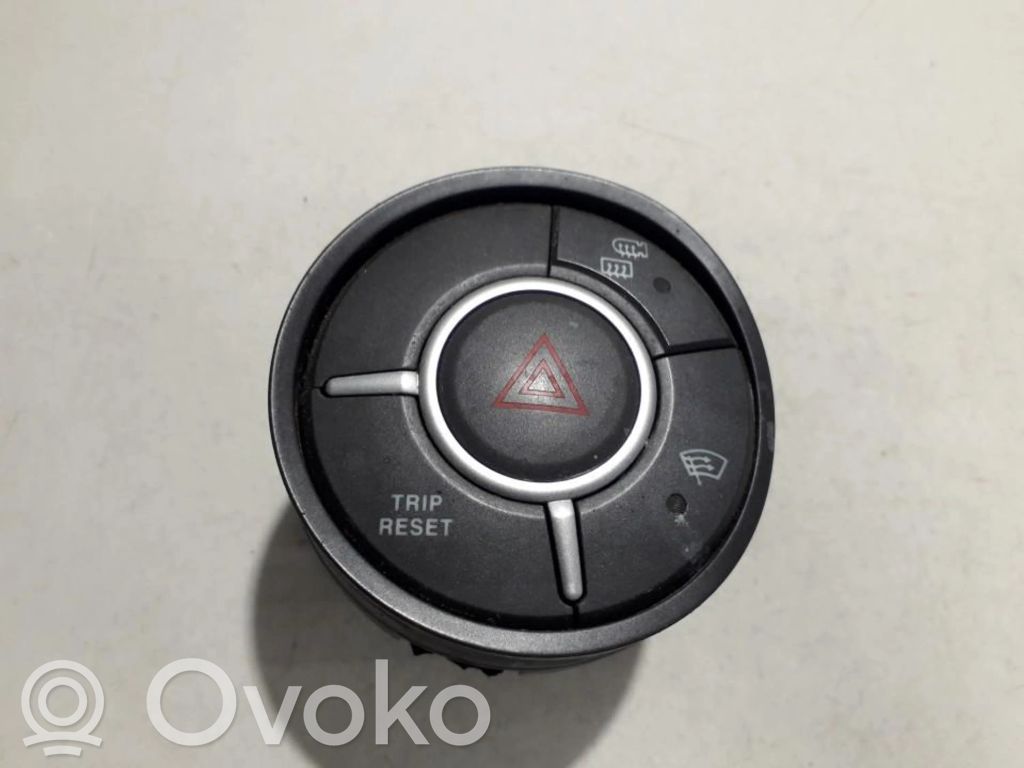 SsangYong Kyron Przycisk świateł awaryjnych 
