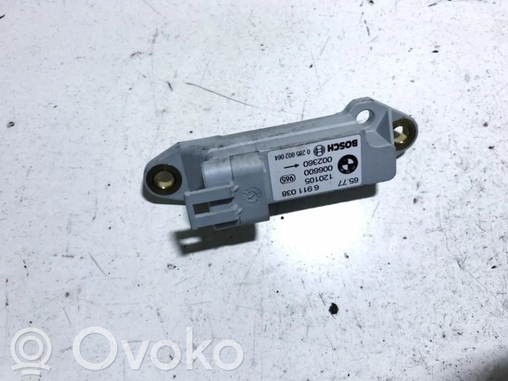 BMW X5 E53 Senzor impact/declanșare airbag 