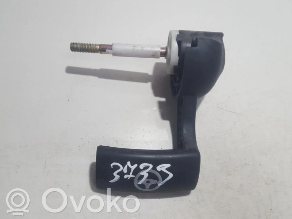 Steering wheel adjustment switch