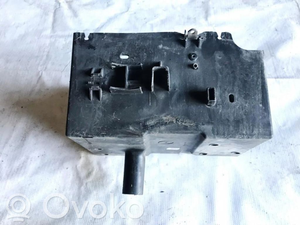Peugeot 406 Vassoio scatola della batteria 