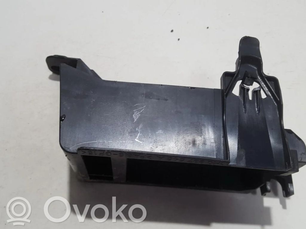 Volkswagen Golf V Inne części karoserii 