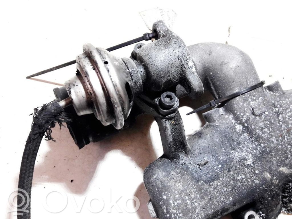 Audi A6 S6 C5 4B Zawór EGR 