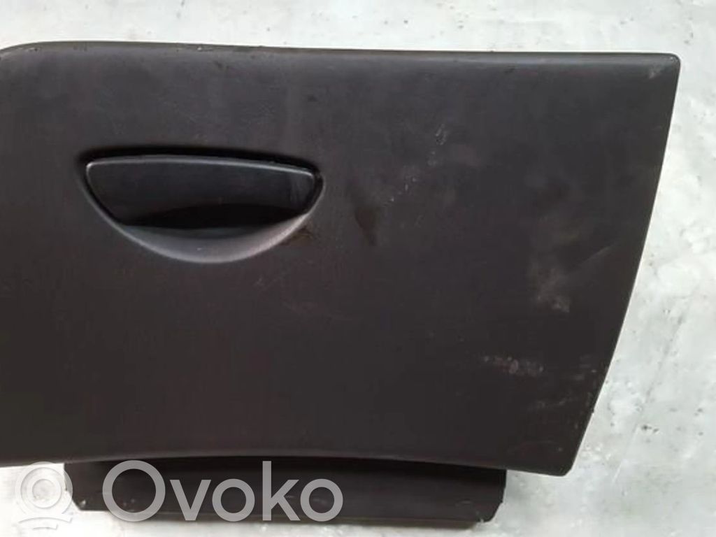 Ford Focus Daiktadėžė 