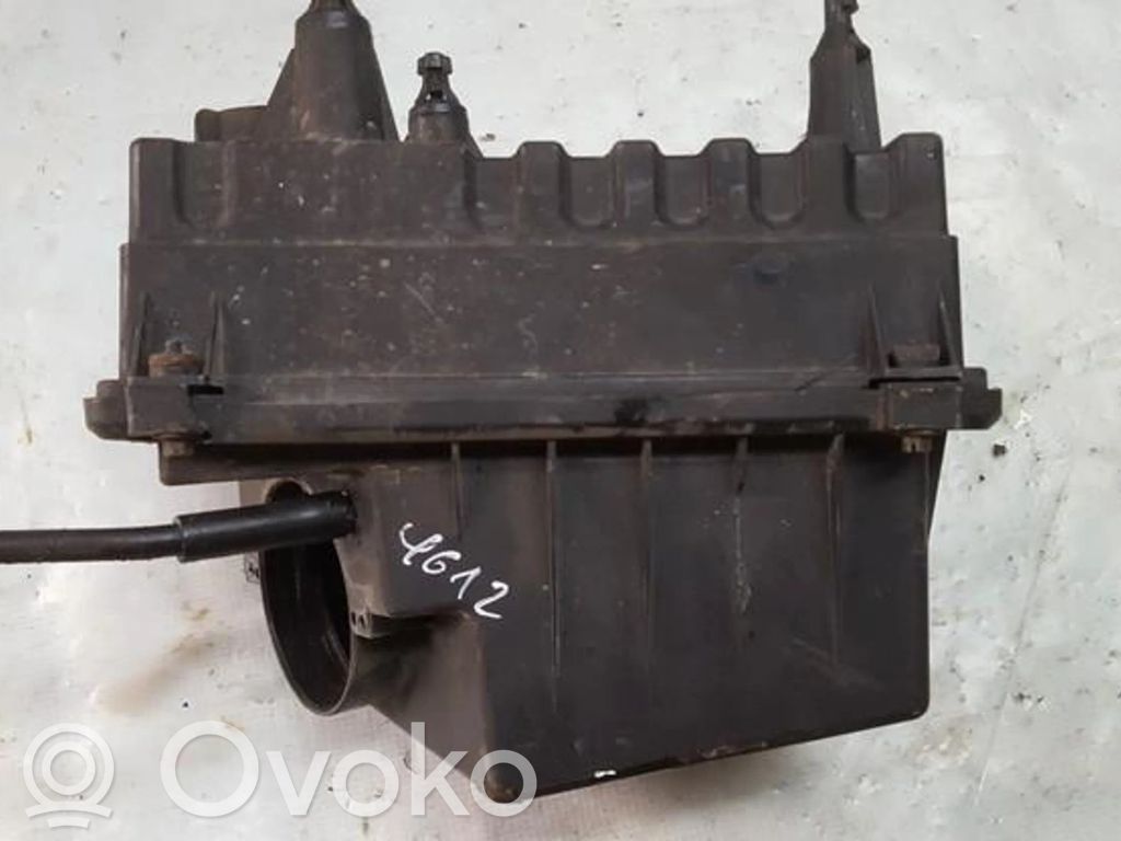Luftfilterkasten   YS4U9600DA,YS4U9600DA