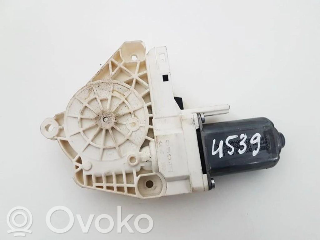 Fensterhebermotor Tür vorne   8K0959801C,8K0959801C