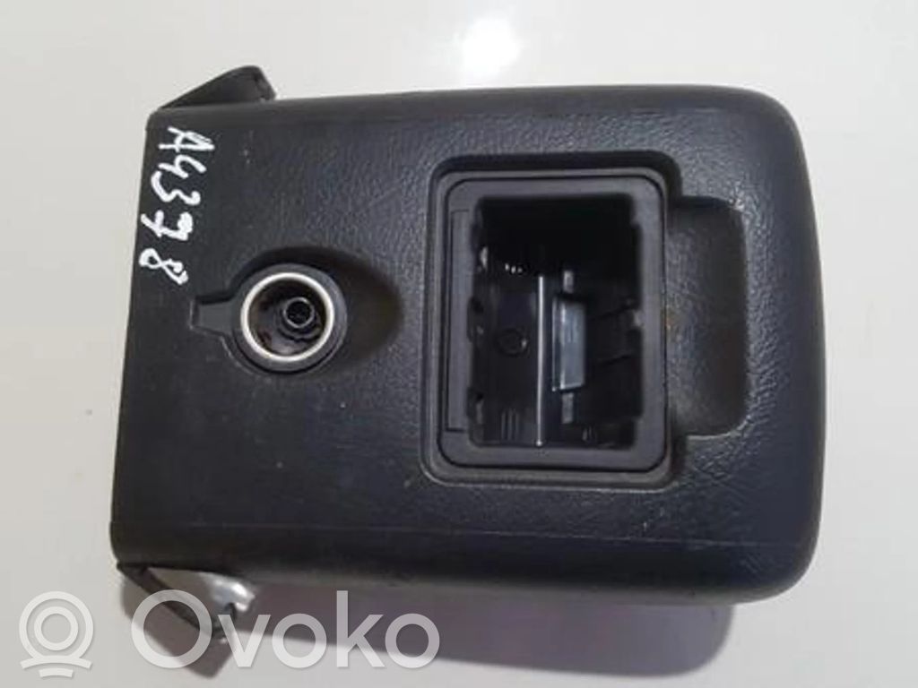 Toyota Avensis T250 Alte piese de interior 