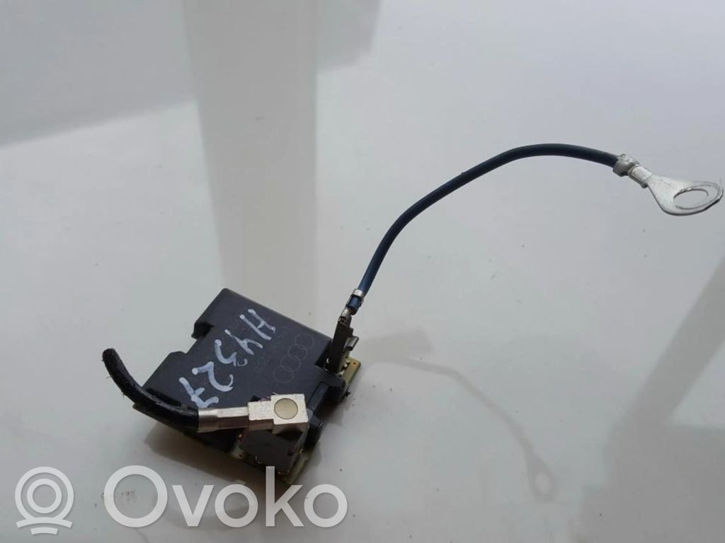 Audi A6 S6 C6 4F Unitate control antenă 