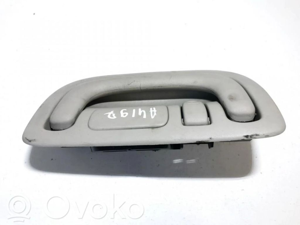 Asidero interior trasero   823152,822575,822575,823152