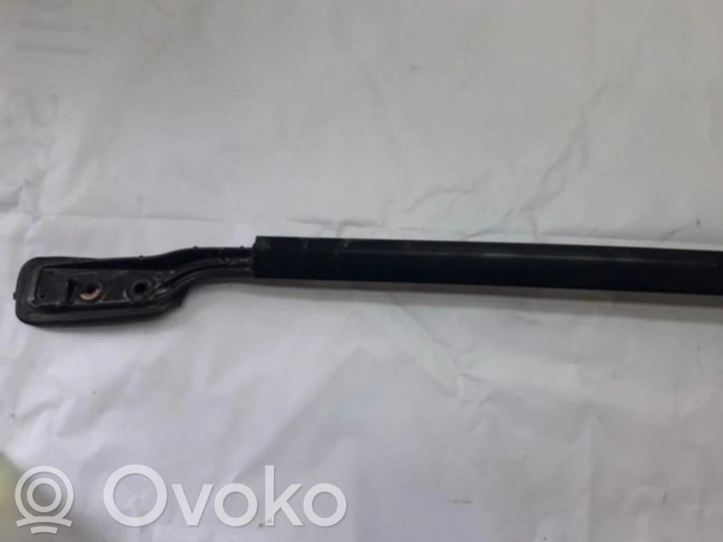 Toyota RAV 4 (XA20) Kattokisko