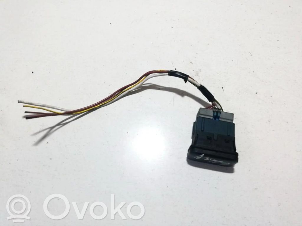 Peugeot 406 Interruptor del elevalunas eléctrico 