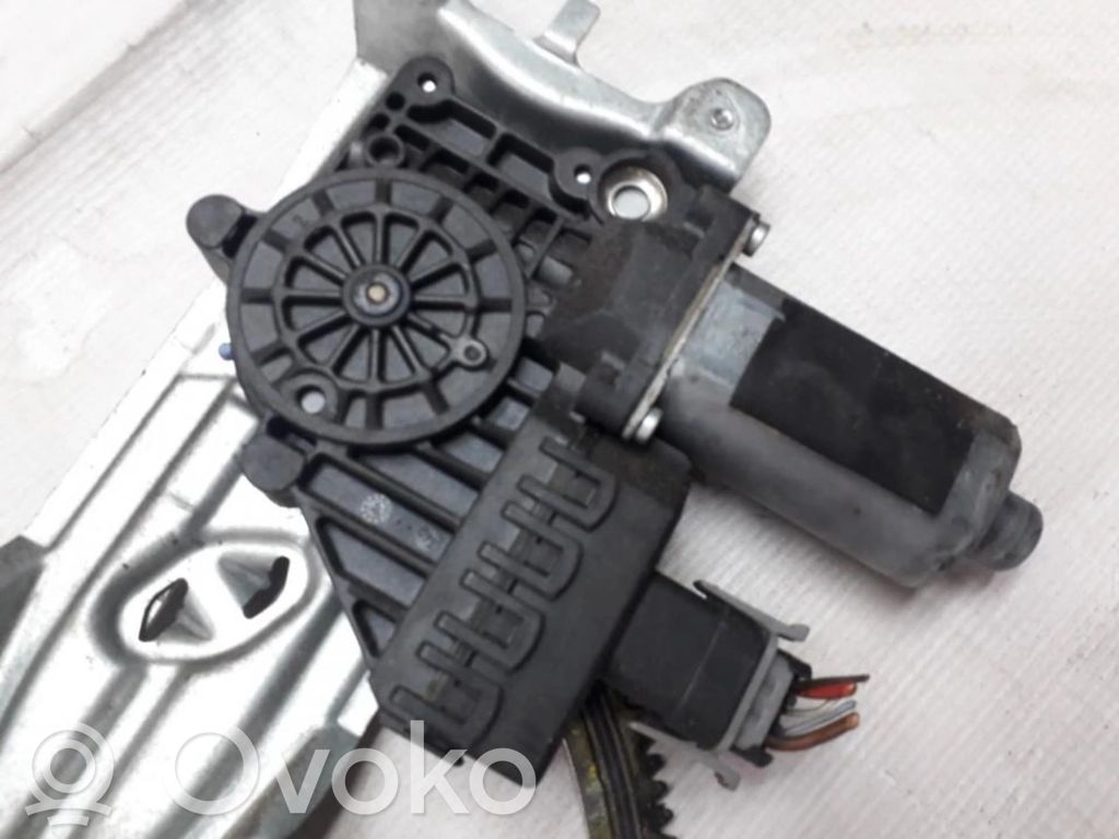 Opel Zafira B Motor macara geam ușă față 