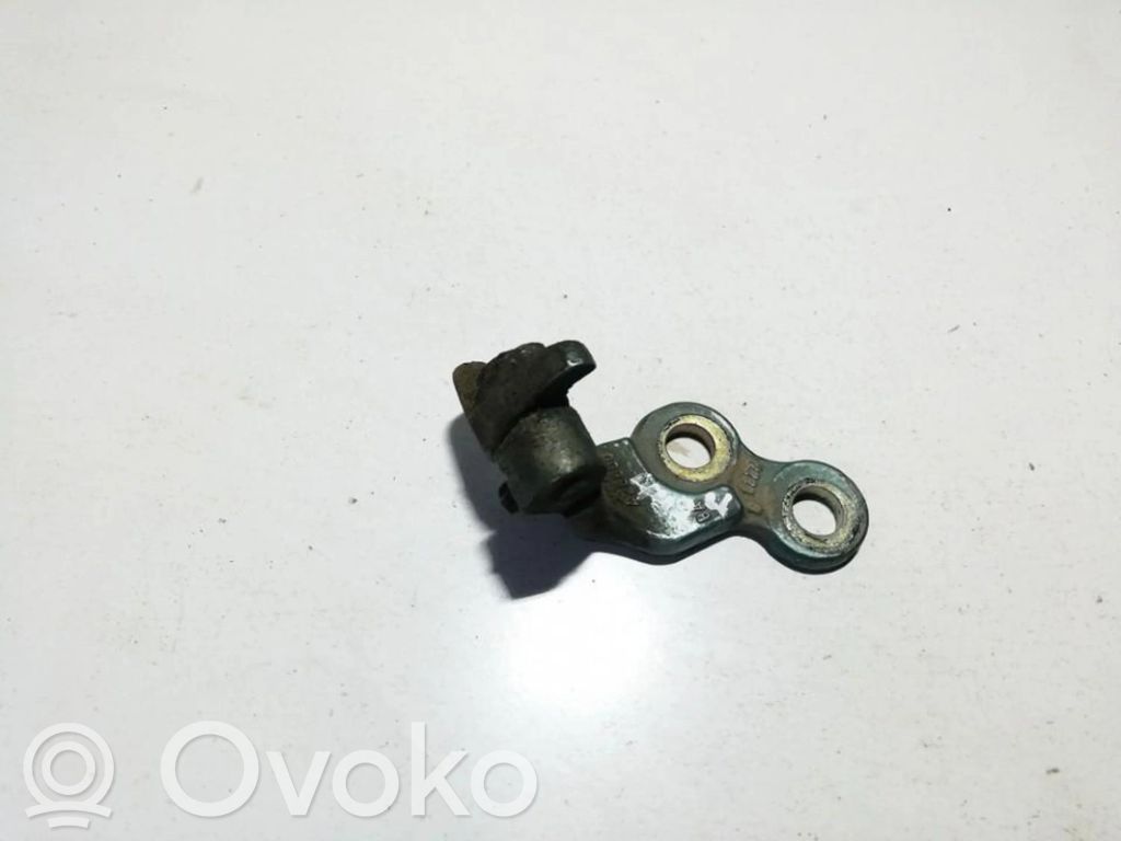 Ford Focus Cerniera superiore della portiera anteriore 
