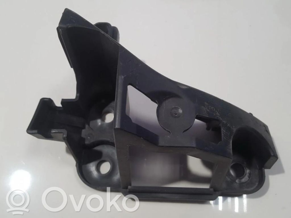 Citroen C5 Uchwyt / Mocowanie zderzaka tylnego 
