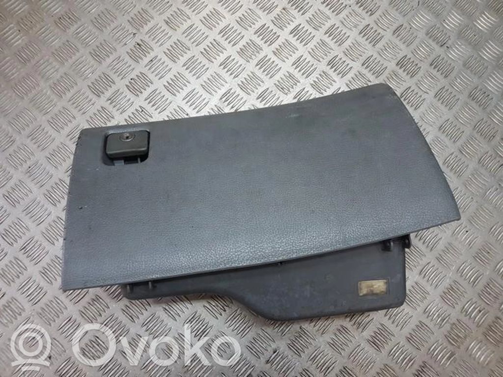 Guantera   184109616,184109616