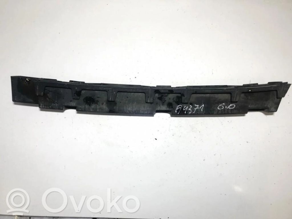 Skoda Fabia Mk1 (6Y) Support de pare-chocs arrière 