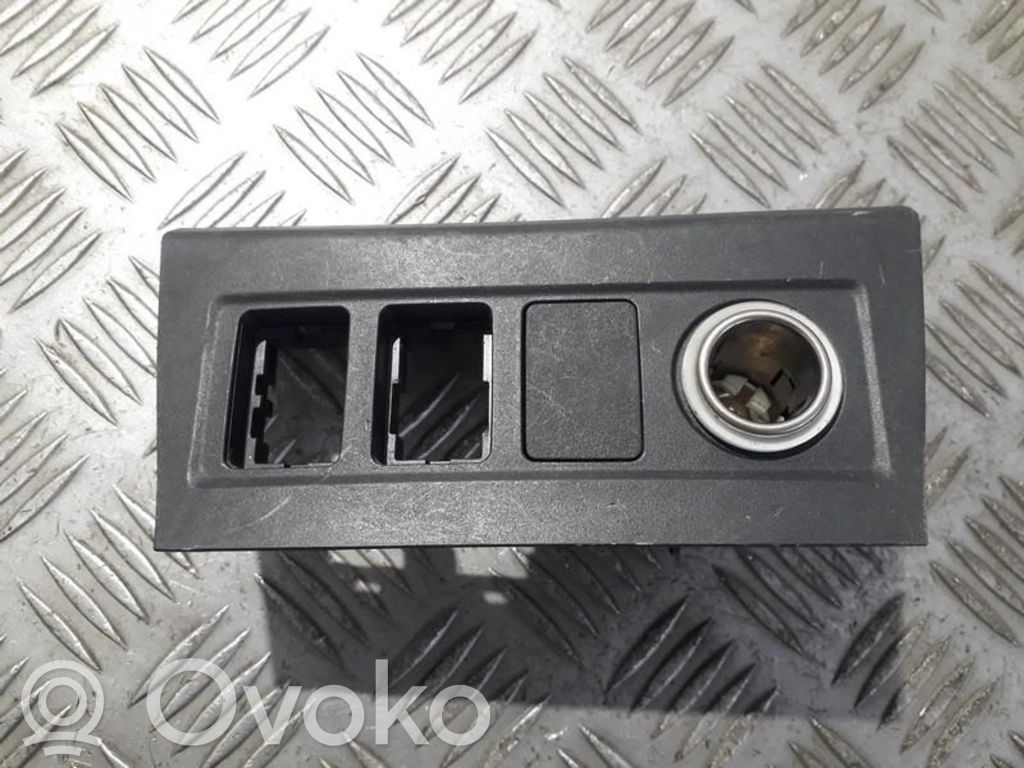 Toyota RAV 4 (XA30) Altra parte interiore