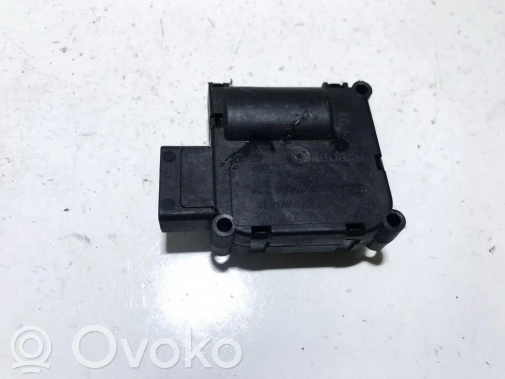 Audi A8 S8 D3 4E Motor/actuator clapetă aer