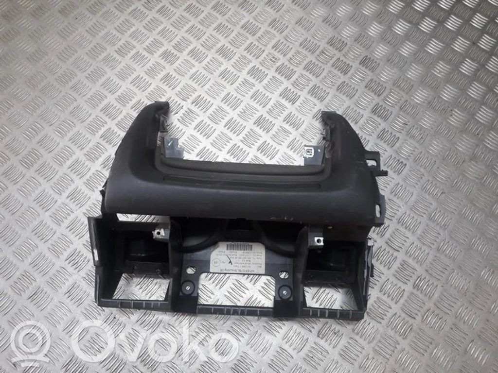 Audi A8 S8 D3 4E Otros repuestos del interior 