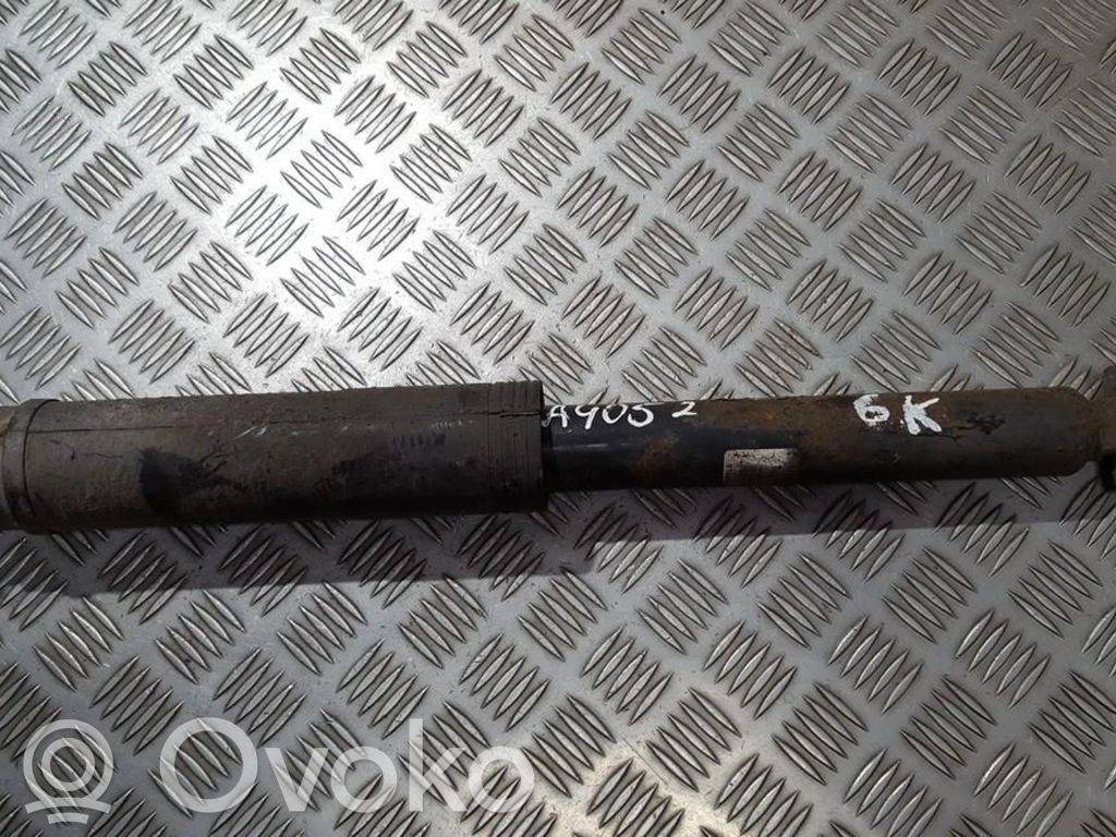 Toyota Avensis T270 Stoßdämpfer hinten 