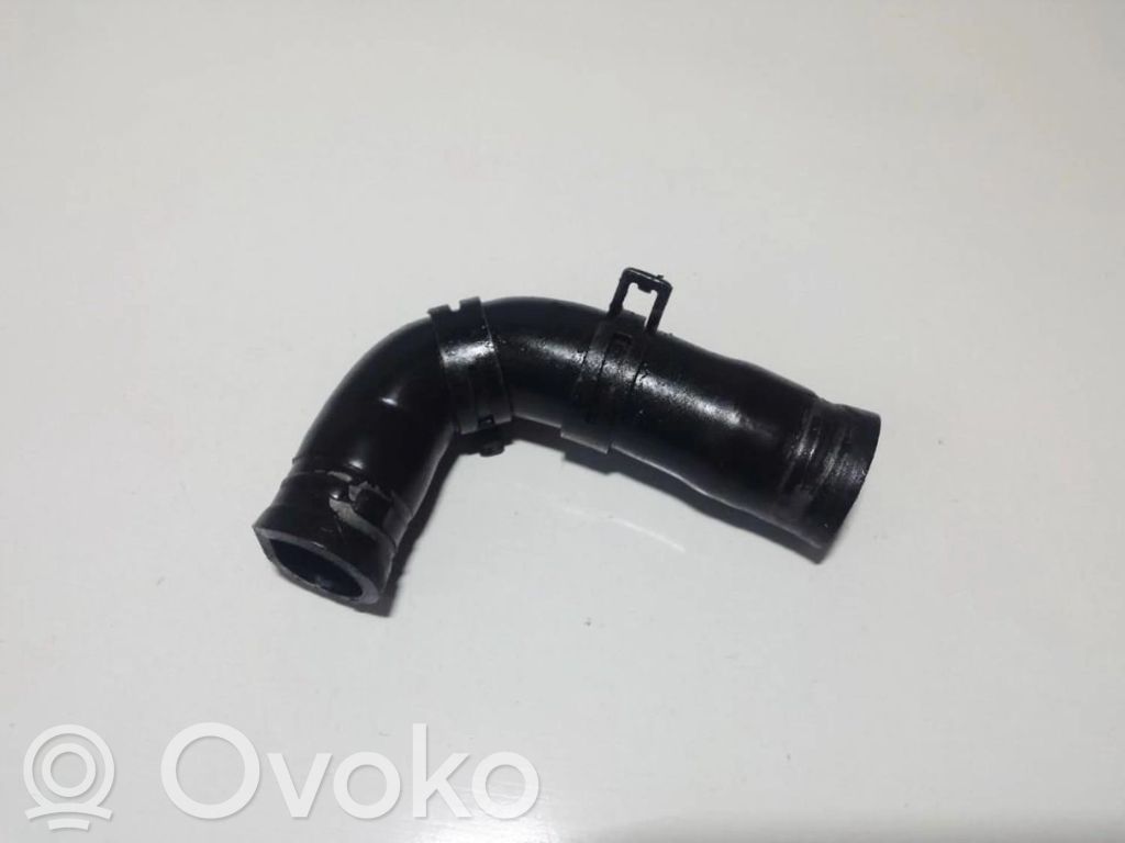 Opel Vectra B Furtun/conductă intercooler 