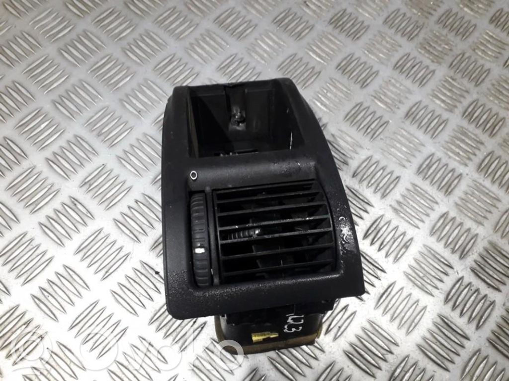 Opel Astra G Rejilla de ventilación central del panel