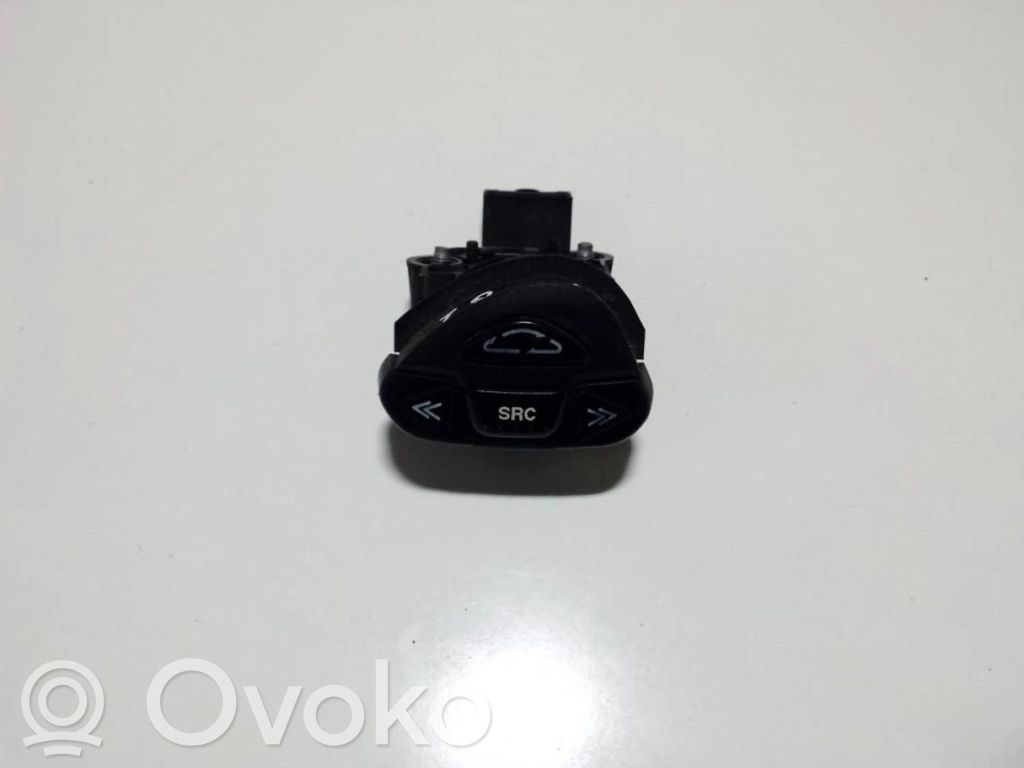Nissan Almera N16 Przełącznik / Przycisk kierownicy 