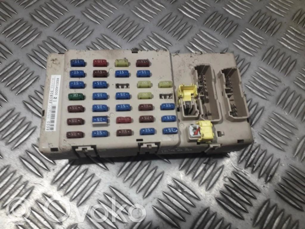 Subaru Legacy Set scatola dei fusibili 