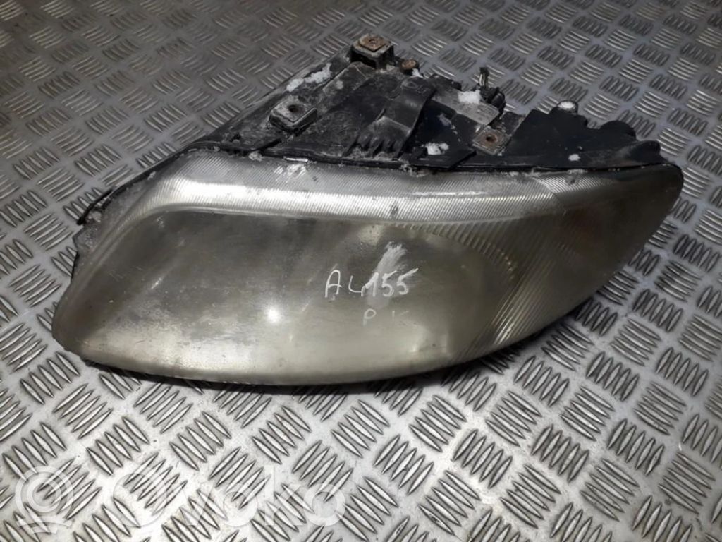 Chrysler Voyager Scheinwerfer 