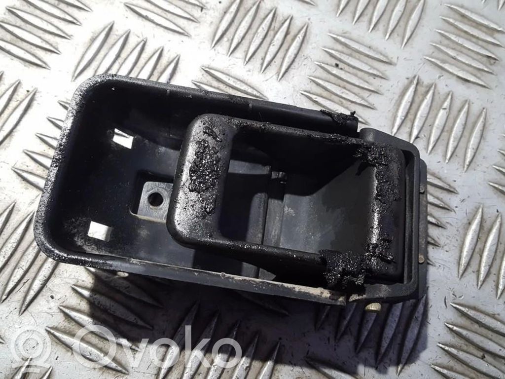 Manecilla interna puerta delantera   A739,A739
