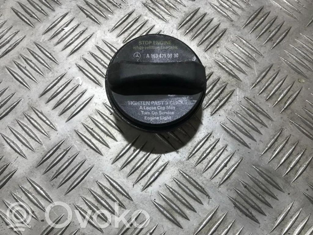 Mercedes-Benz ML W163 Tappo del serbatoio del carburante
