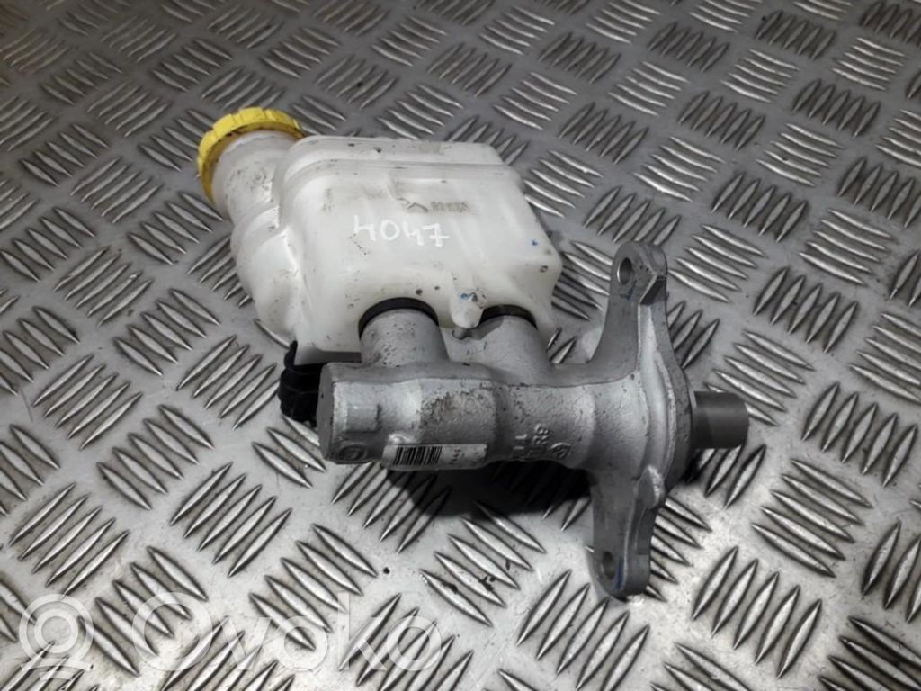 Fiat 500 Pääjarrusylinteri 