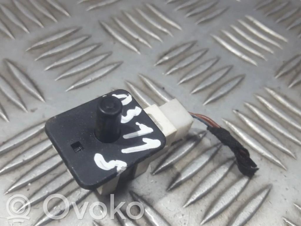 Mercedes-Benz E W211 Sensor Bremspedal 