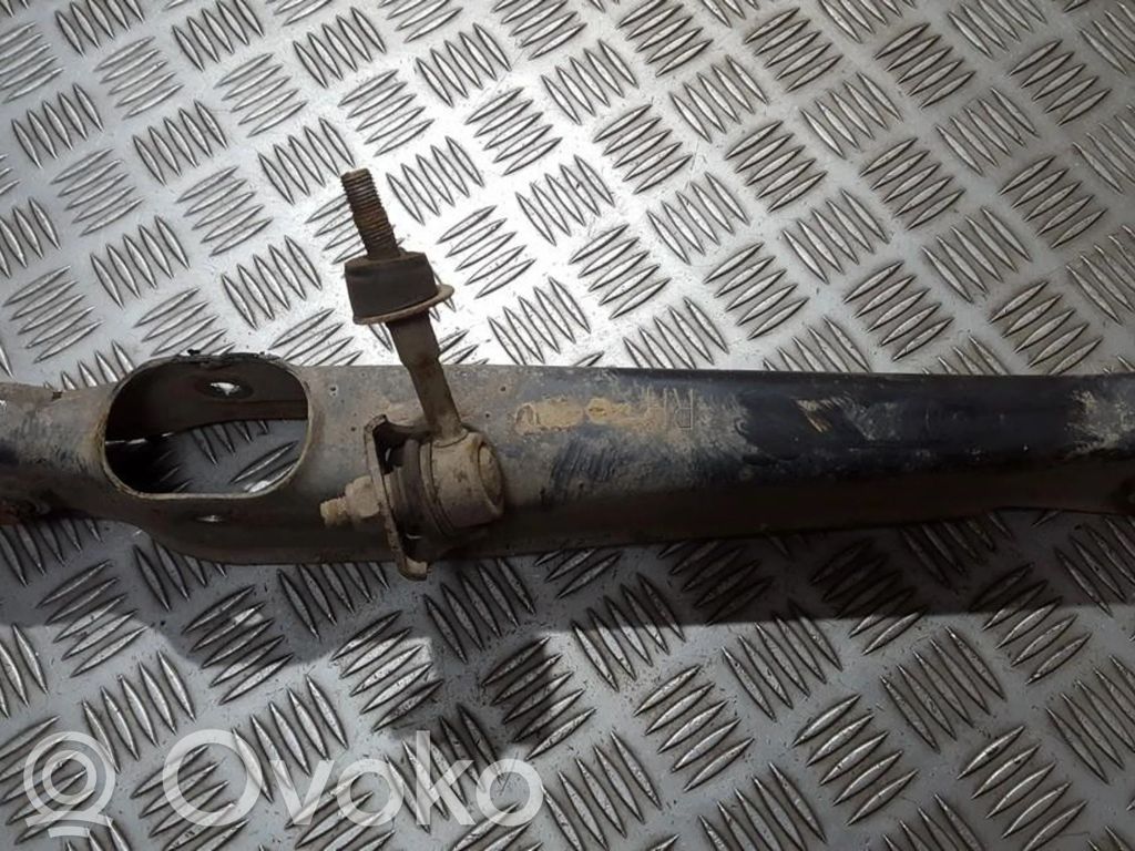 Basculă superioară spate