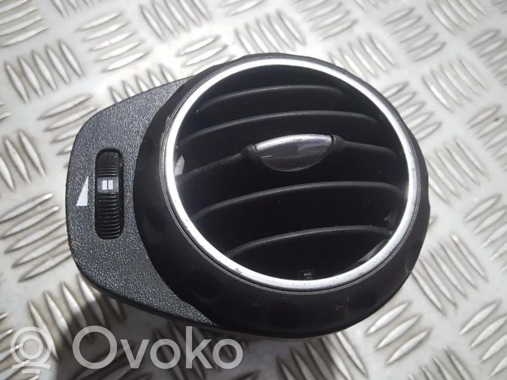Alfa Romeo GT Grilă ventilație centrală 