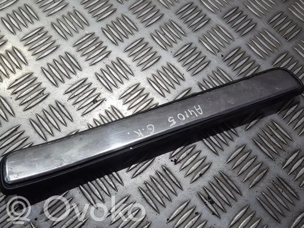 Rover 75 Moldura protectora del borde trasero 