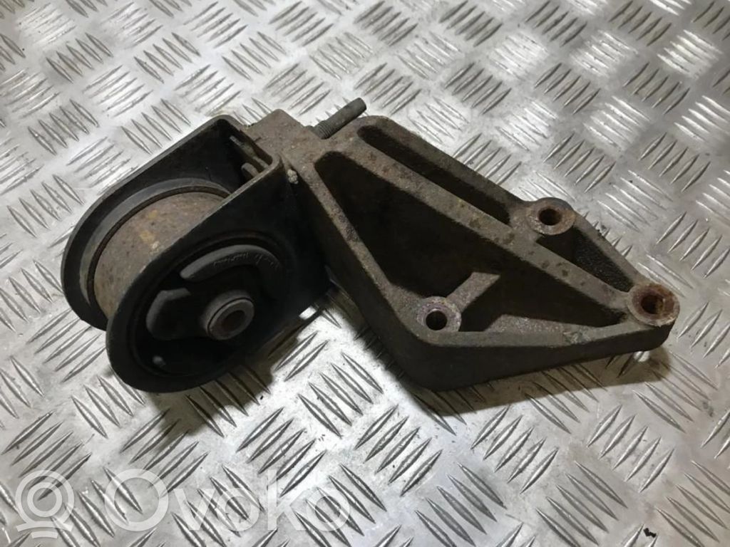 Opel Agila B Engine mount bracket 